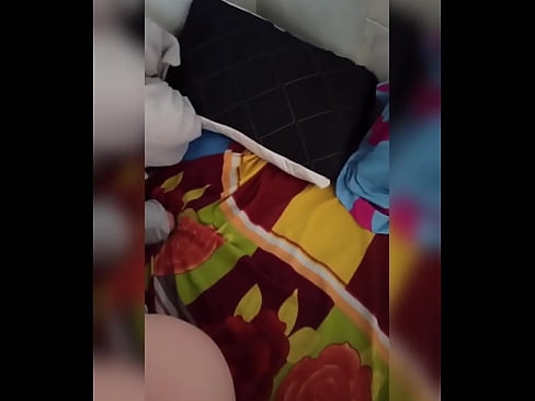 ❤️ Myn keamergenoat bliuwt allinnich thús want har man giet op fakânsje en ik nim de kâns oan om har te neuken en har kont fol mei molke ❤ Fucking video op fy.passionateembracespotlight.ru ☑